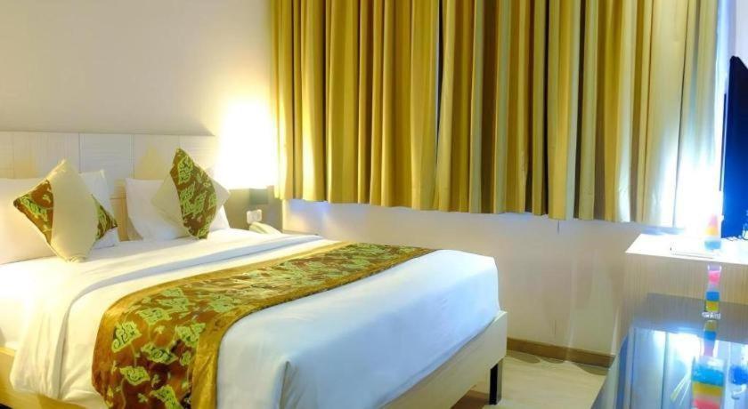 Lotus Hotel Subang Exterior foto